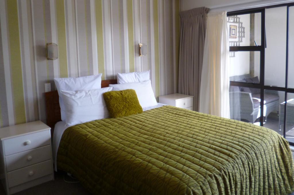 Opua Boutique Seaview Motel Ruang foto