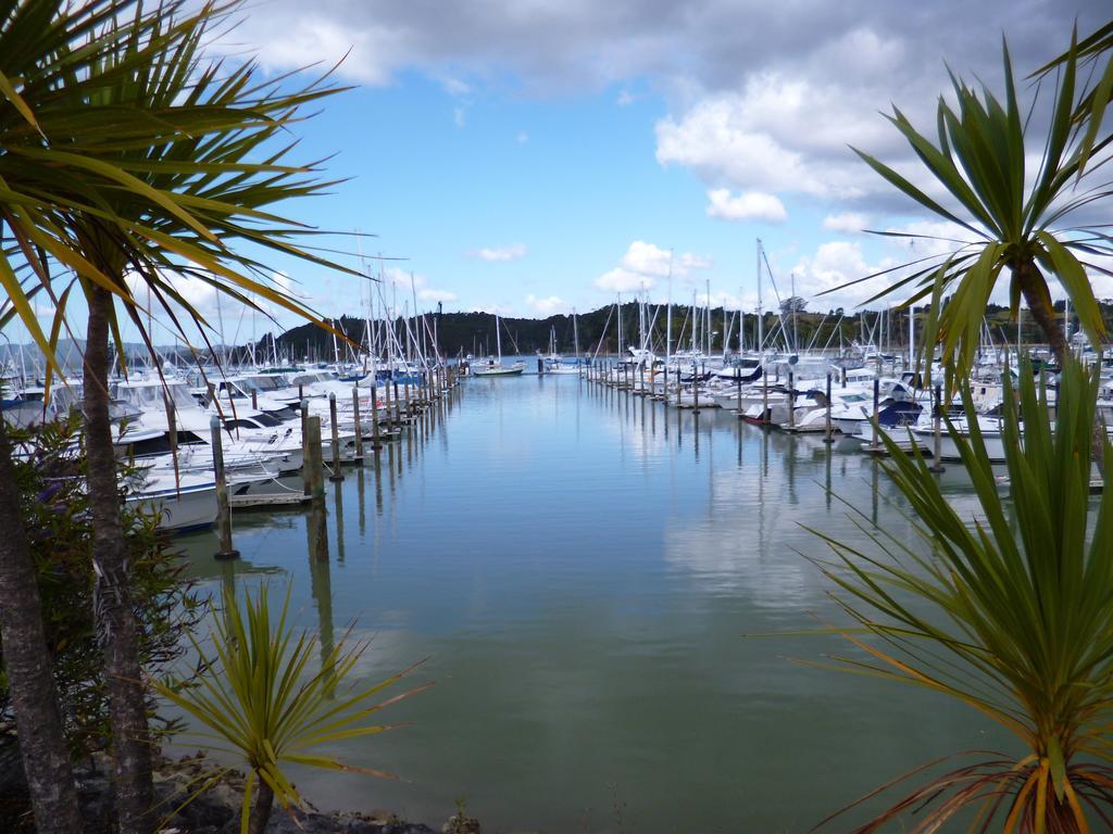 Opua Boutique Seaview Motel Bagian luar foto