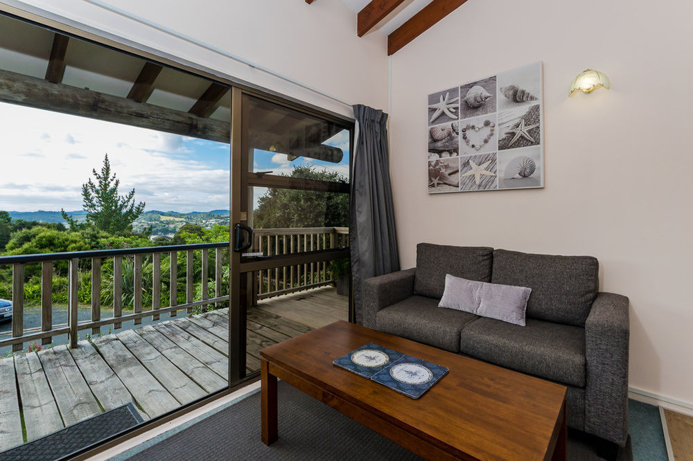 Opua Boutique Seaview Motel Bagian luar foto