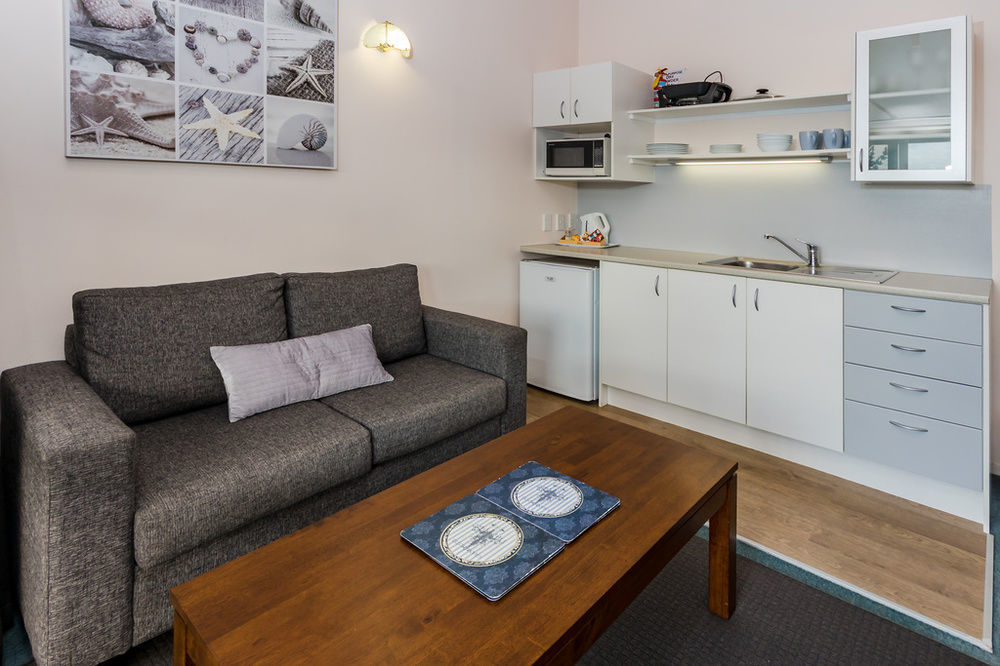 Opua Boutique Seaview Motel Bagian luar foto