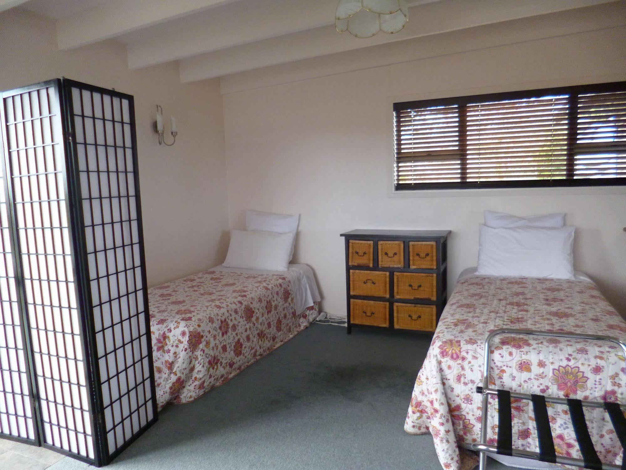 Opua Boutique Seaview Motel Bagian luar foto