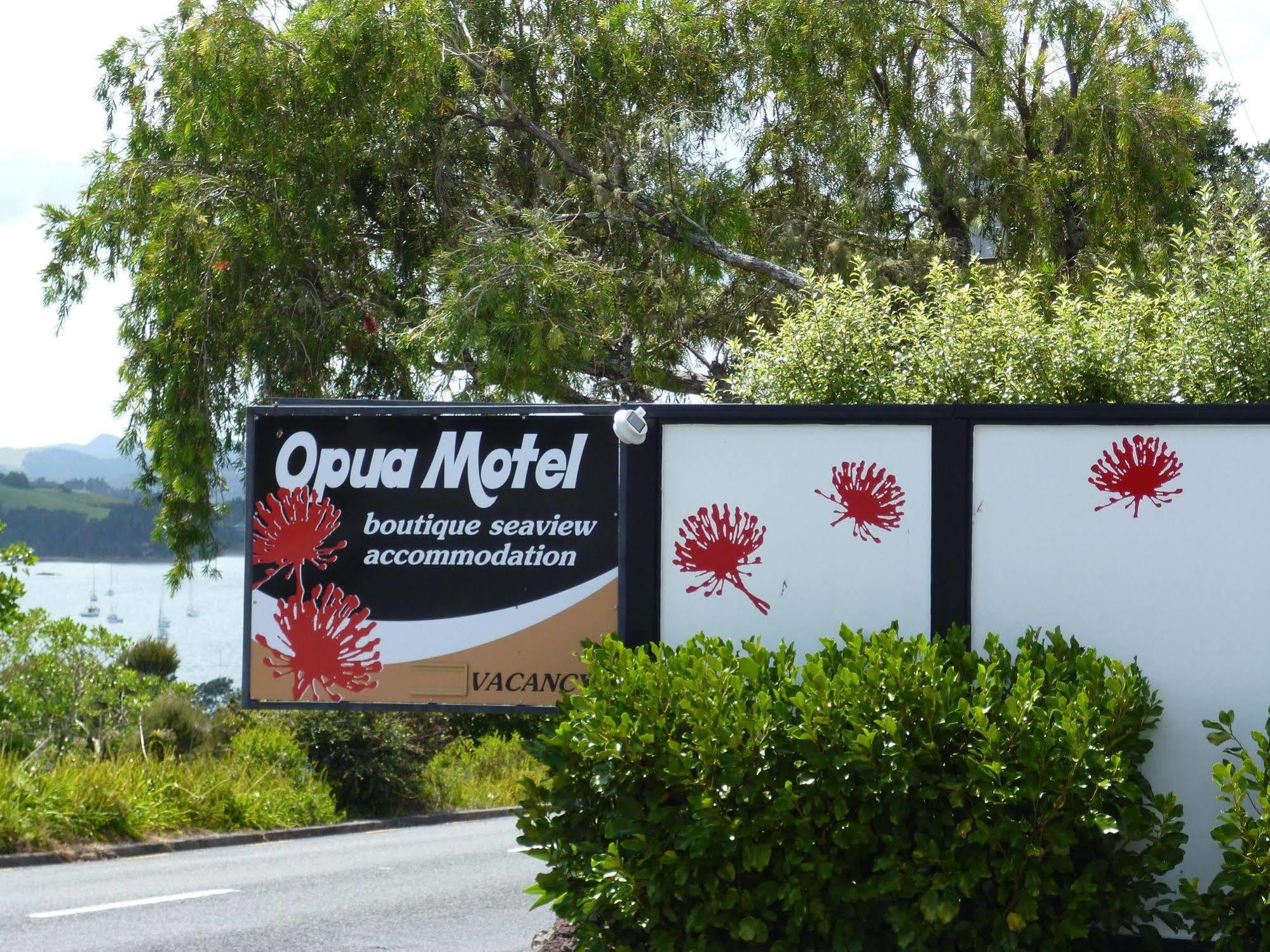 Opua Boutique Seaview Motel Bagian luar foto